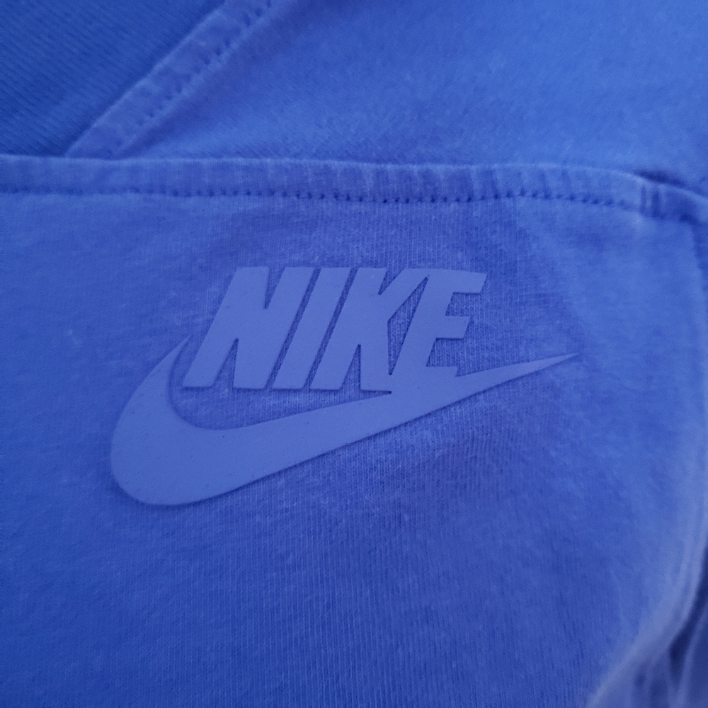 Nike - Picture 6 of 7